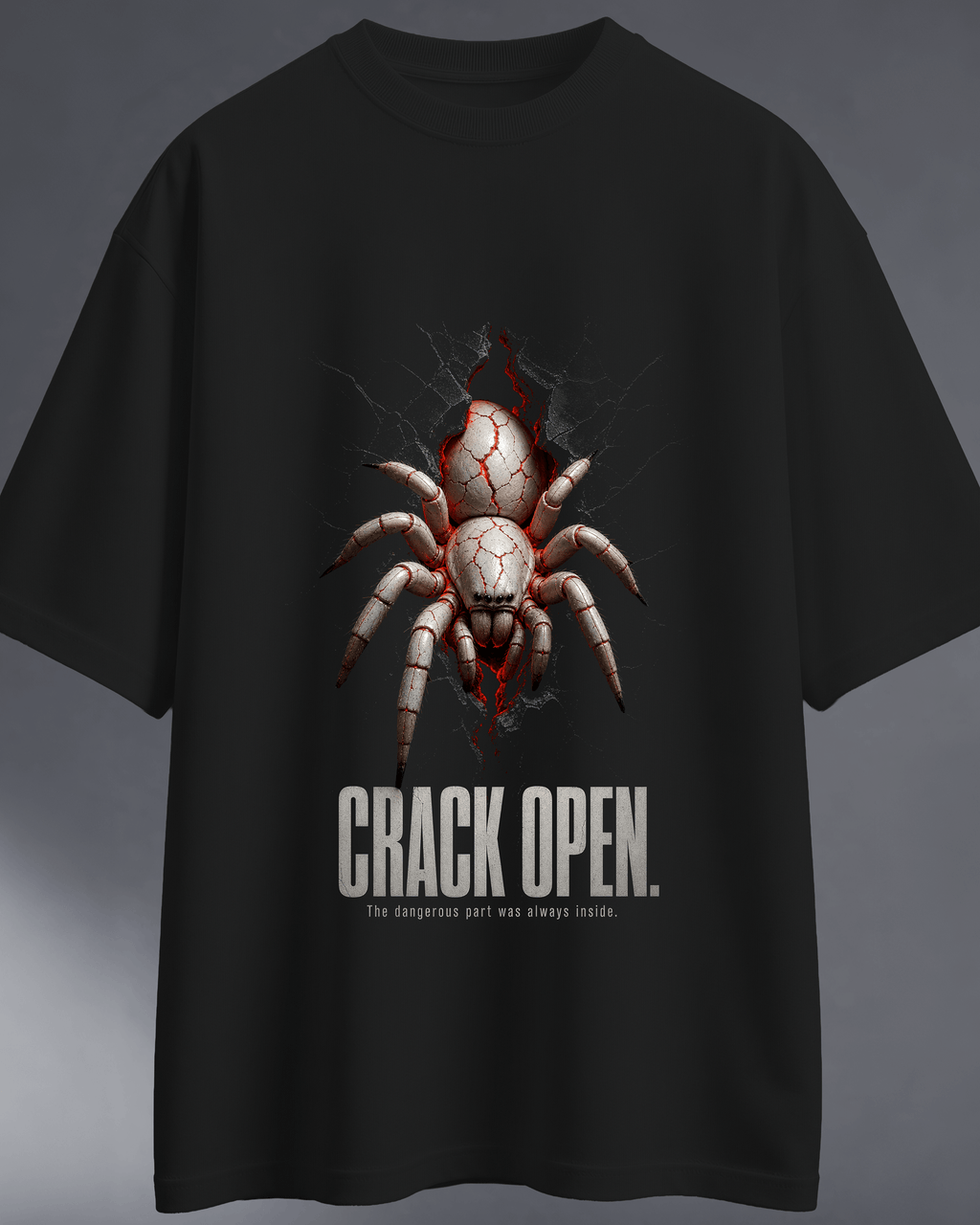 Crack Open Spider Graphic Oversized T-Shirt